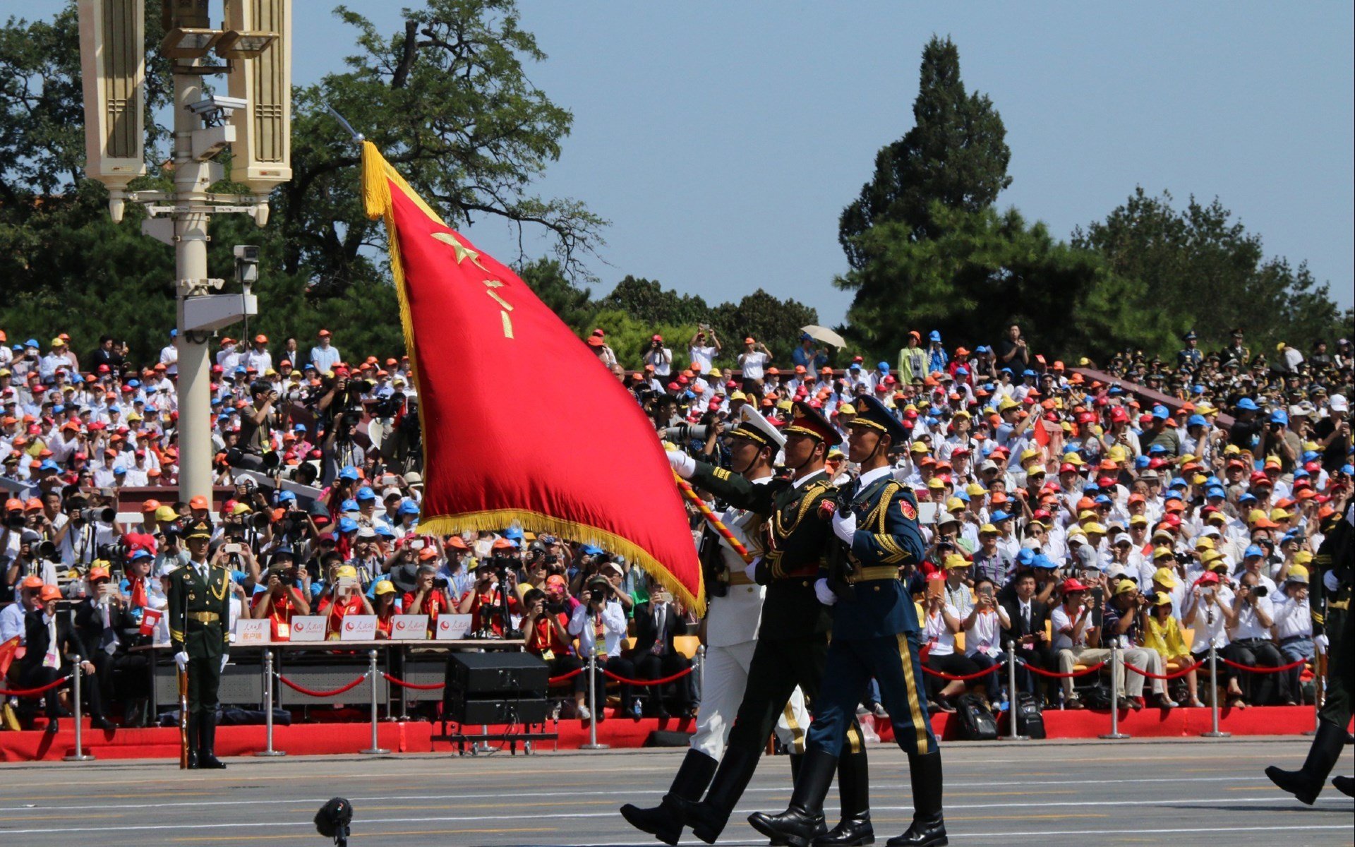 爱游戏 电竞-科斯男子200米仰泳决赛表现亮眼，男子两百米仰泳